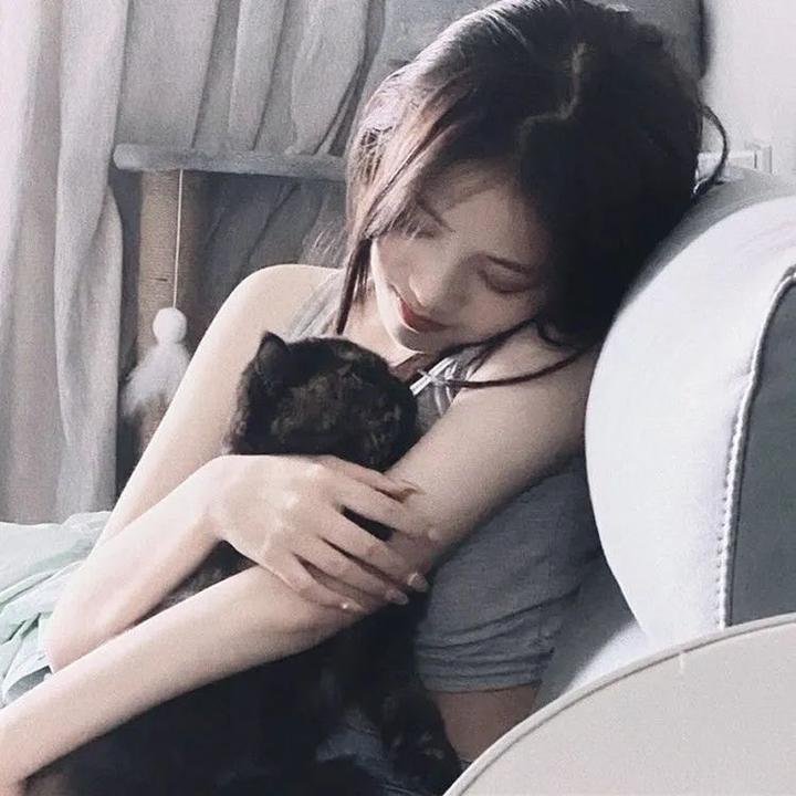 良家妇女 封面